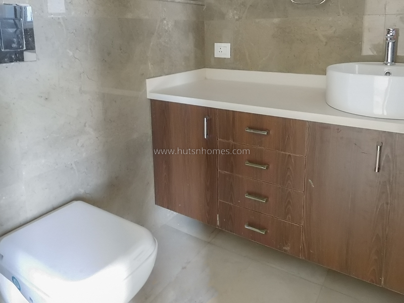 4 BHK Builder Floor For Rent in New Friends Colony