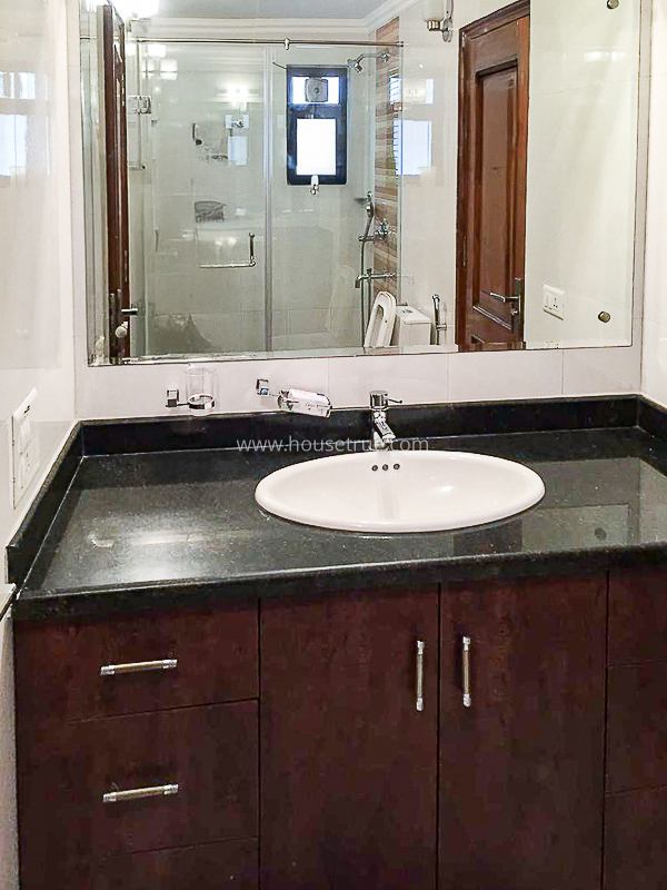 3 BHK Flat For Rent in Vasant Vihar