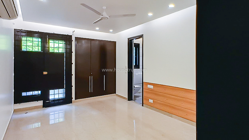 4 BHK Duplex For Rent in West End Colony