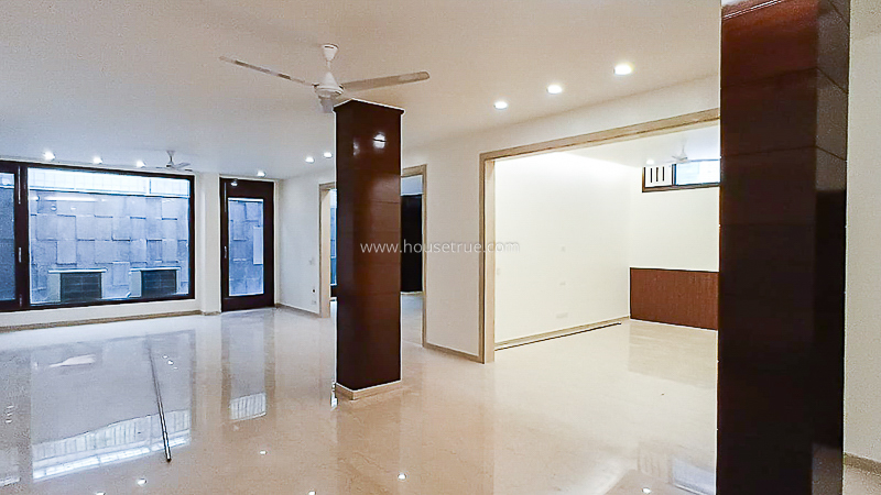 4 BHK Duplex For Rent in West End Colony