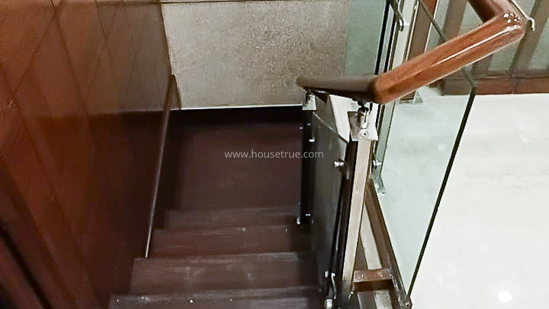 4 BHK Duplex For Rent in West End Colony