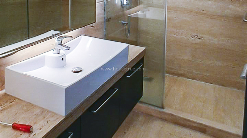 4 BHK Duplex For Rent in West End Colony