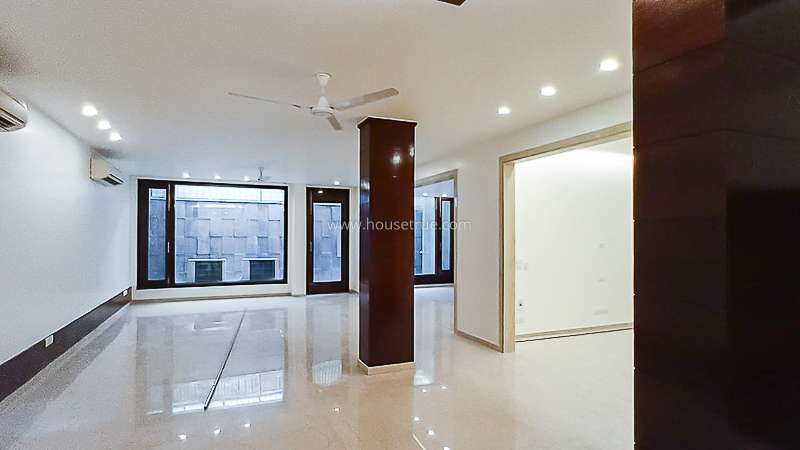 4 BHK Duplex For Rent in West End Colony