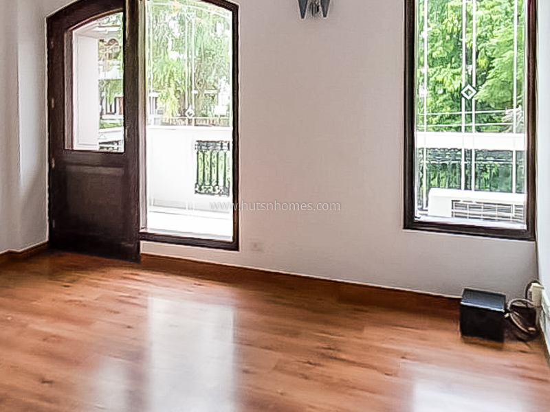 4 BHK Flat For Rent in Anand Niketan