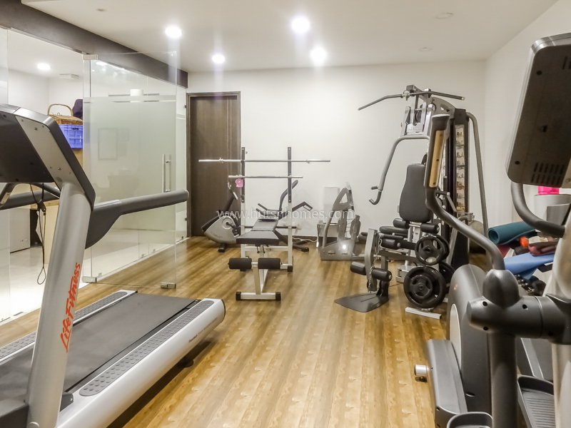 4 BHK Duplex For Rent in New Friends Colony