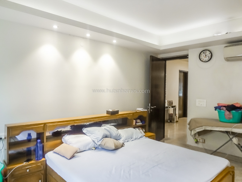 4 BHK Duplex For Rent in New Friends Colony