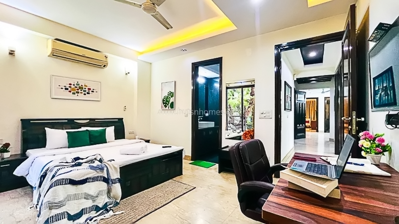 3 BHK Flat For Rent in Panchsheel Enclave