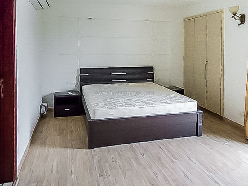 4 BHK Flat For Rent in Anand Niketan