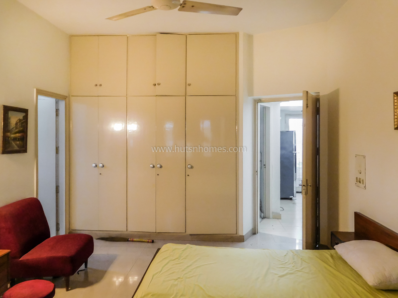 3 BHK Flat For Rent in New Friends Colony