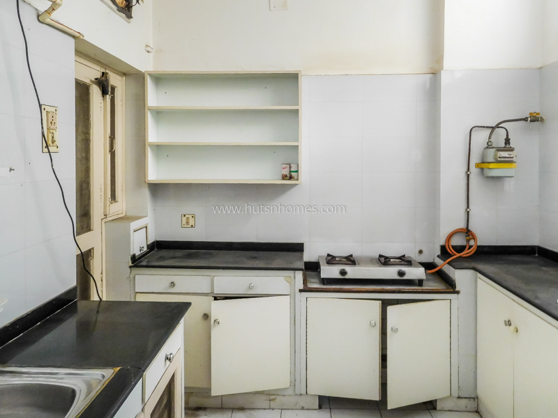 3 BHK Flat For Rent in New Friends Colony