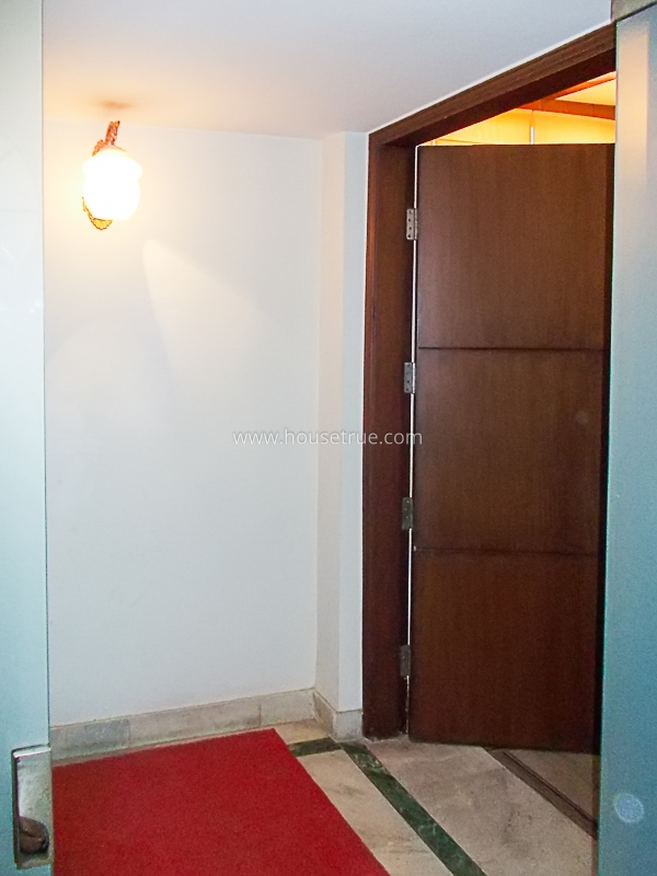 2 BHK Flat For Rent in New Friends Colony