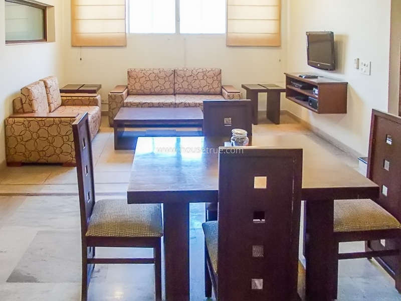 2 BHK Flat For Rent in New Friends Colony