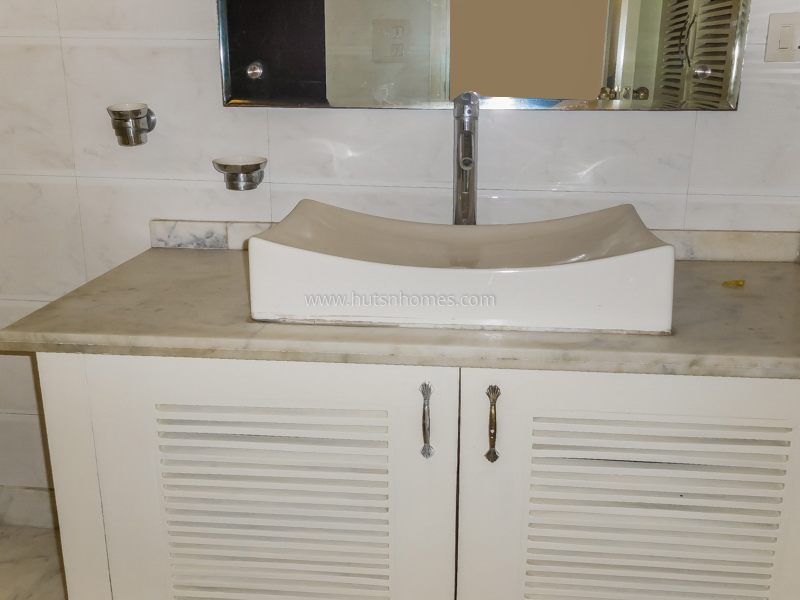 3 BHK Flat For Rent in Vasant Vihar