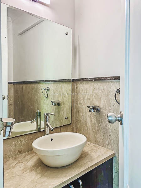 3 BHK Builder Floor For Rent in Vasant Vihar