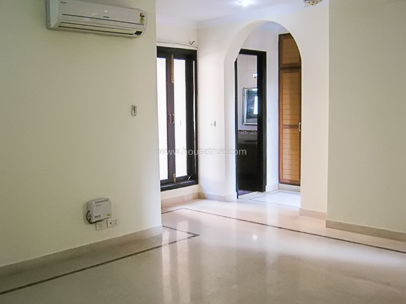 4 BHK Flat For Rent in Vasant Vihar