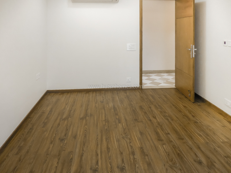 4 BHK Flat For Rent in Anand Niketan