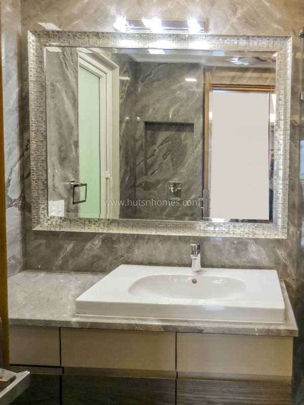 4 BHK Flat For Rent in Anand Niketan