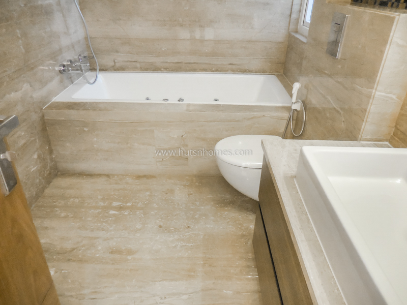 4 BHK Flat For Rent in Anand Niketan