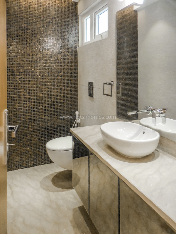 4 BHK Flat For Rent in Anand Niketan