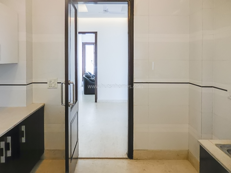 4 BHK Flat For Rent in Anand Niketan