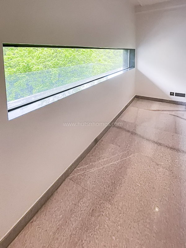 4 BHK Flat For Rent in Panchsheel Enclave