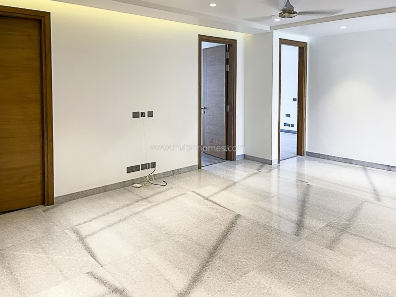 4 BHK Flat For Rent in Panchsheel Enclave