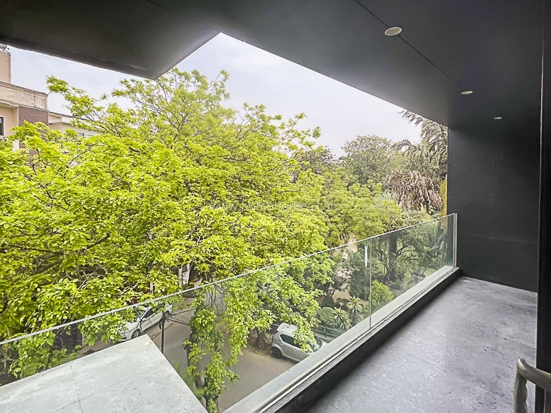 4 BHK Flat For Rent in Panchsheel Enclave