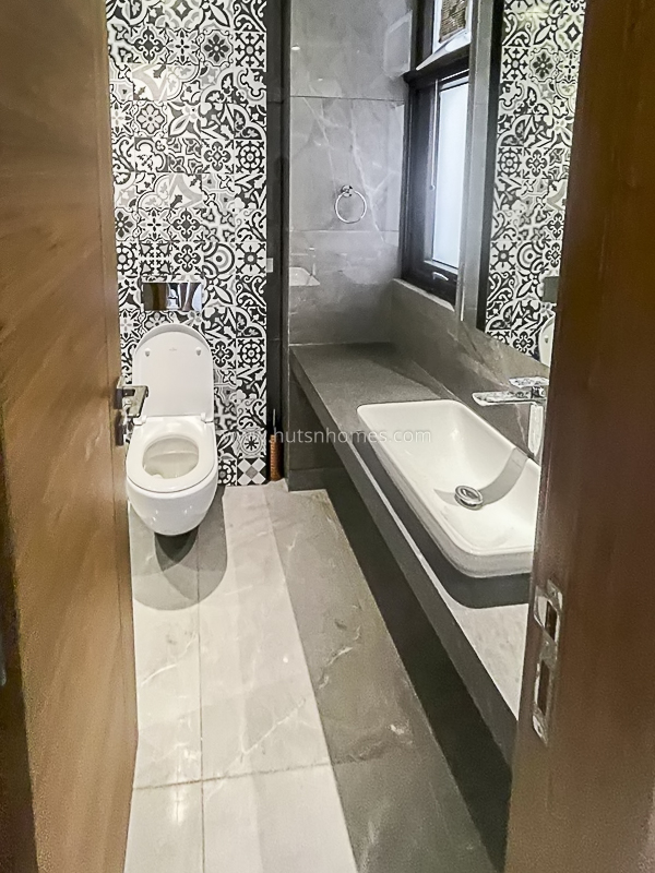 4 BHK Flat For Rent in Panchsheel Enclave