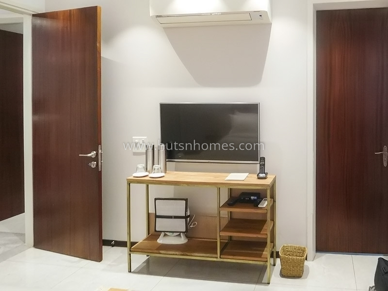 3 BHK Flat For Rent in Defence Colony