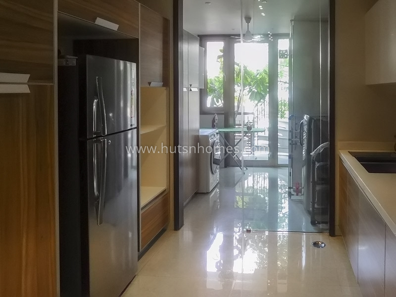3 BHK Flat For Rent in Defence Colony