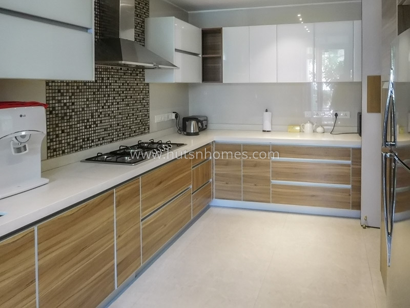 3 BHK Flat For Rent in Defence Colony