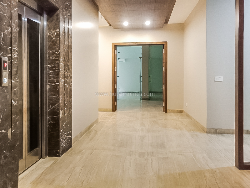 4 BHK Duplex For Rent in Vasant Vihar