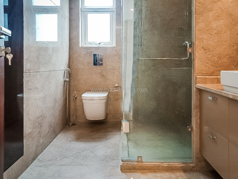 4 BHK Duplex For Rent in Vasant Vihar