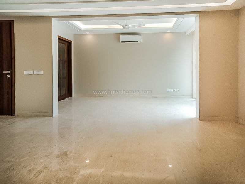 4 BHK Duplex For Rent in Vasant Vihar
