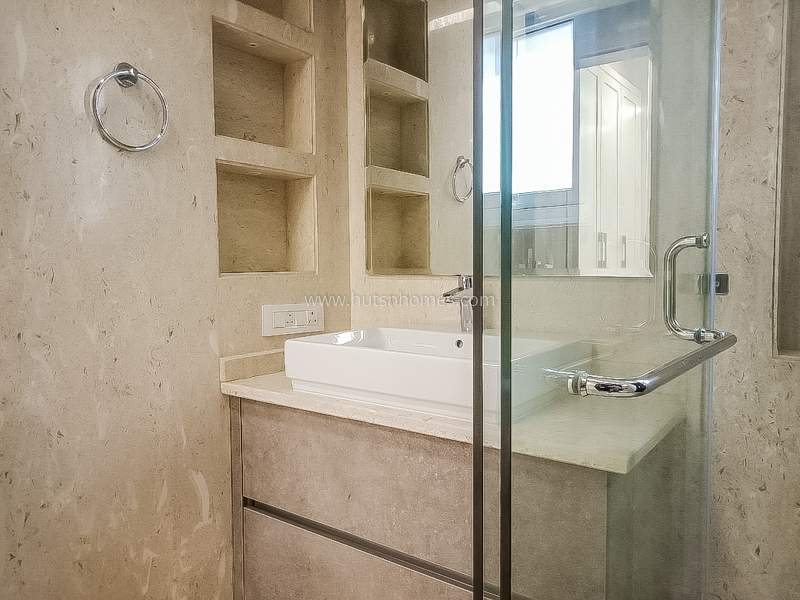 4 BHK Duplex For Rent in Vasant Vihar
