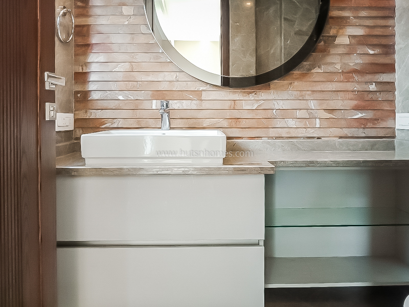 4 BHK Flat For Rent in Vasant Vihar