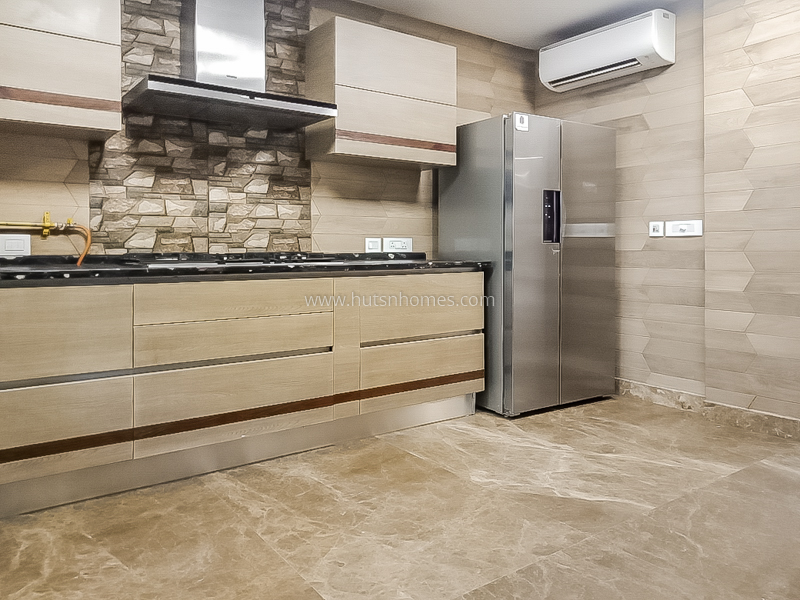 4 BHK Flat For Rent in Vasant Vihar