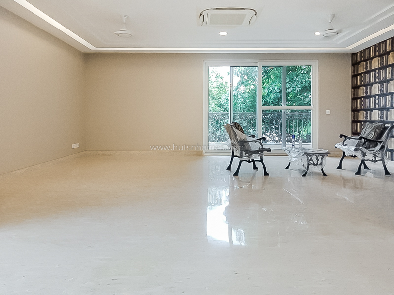 4 BHK Flat For Rent in Vasant Vihar