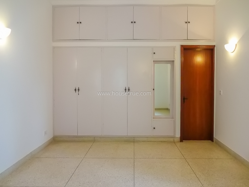 5 BHK House For Rent in Vasant Vihar