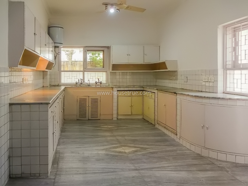 5 BHK House For Rent in Vasant Vihar