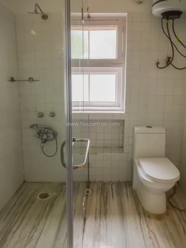 5 BHK House For Rent in Vasant Vihar