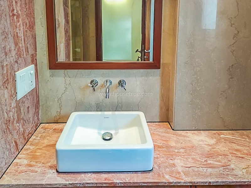 4 BHK Flat For Rent in Vasant Vihar