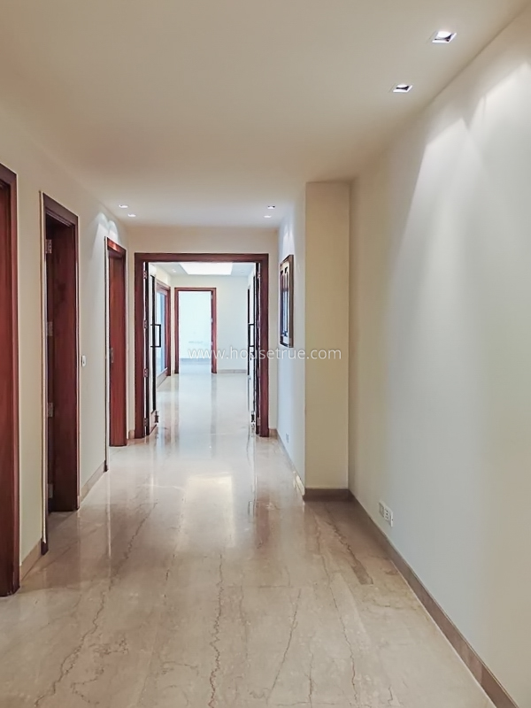 4 BHK Flat For Rent in Vasant Vihar