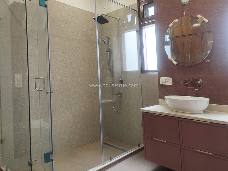 4 BHK Flat For Rent in Vasant Vihar