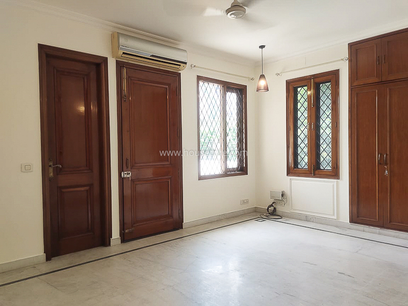 4 BHK Flat For Rent in Vasant Vihar