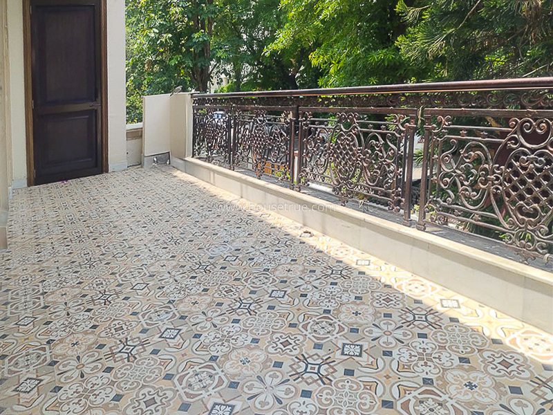 4 BHK Flat For Rent in Vasant Vihar