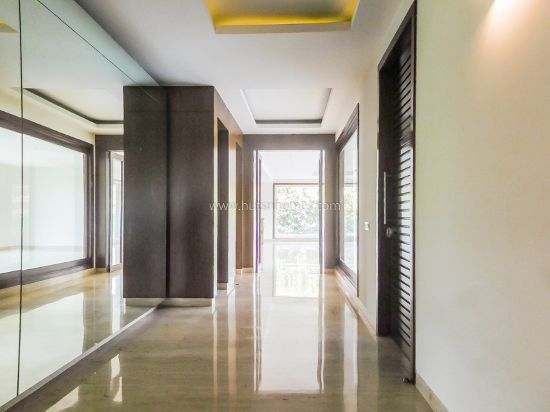 4 BHK Flat For Rent in Vasant Vihar