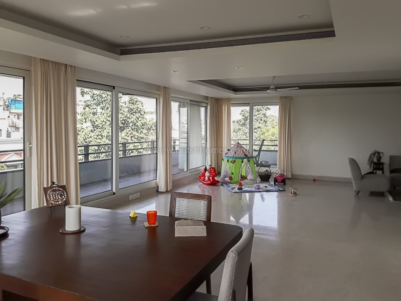 4 BHK Builder Floor For Rent in Vasant Vihar
