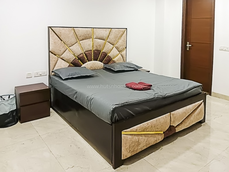 3 BHK Builder Floor For Rent in New Friends Colony