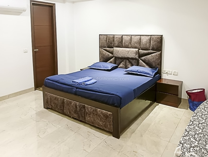 3 BHK Builder Floor For Rent in New Friends Colony